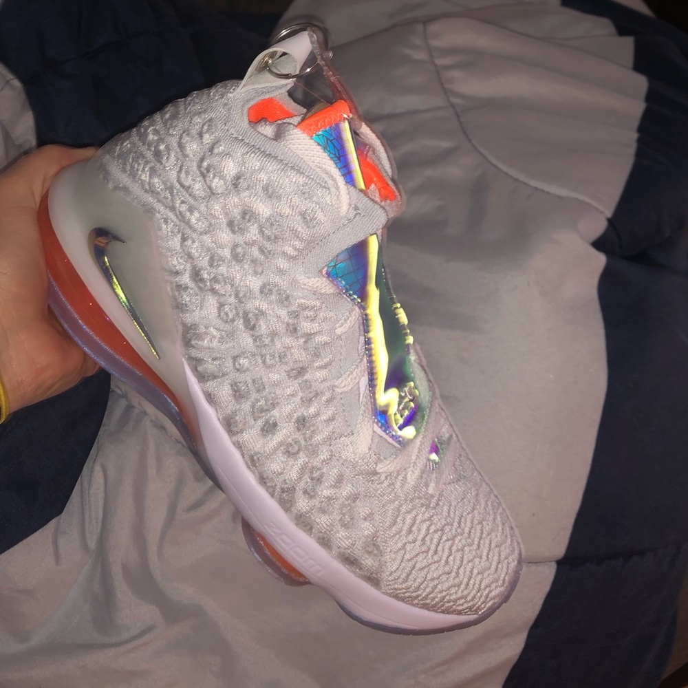Brand new Lebron XVII LMTD
